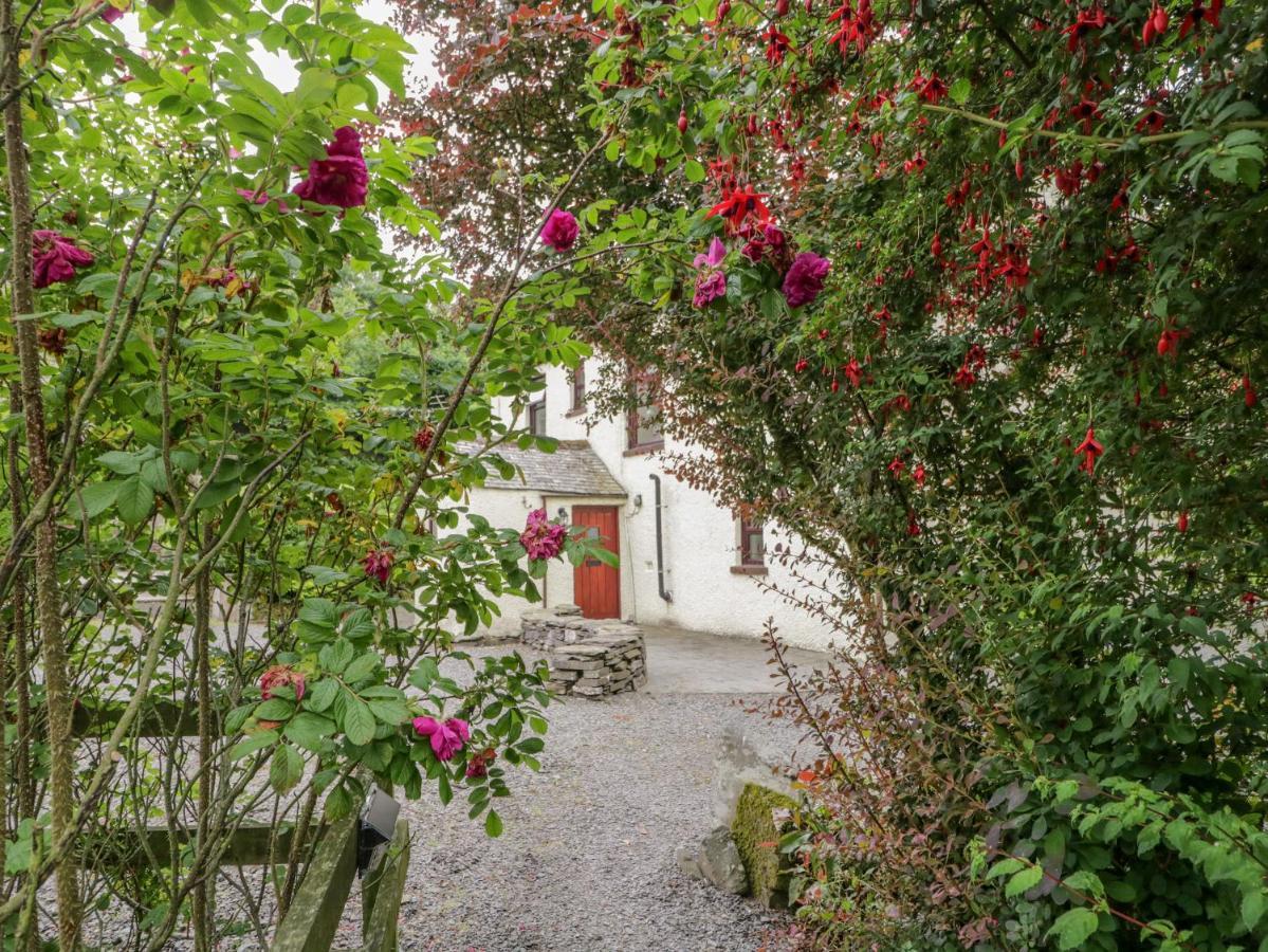 Вилла Ewedale Farm Улверстон Экстерьер фото